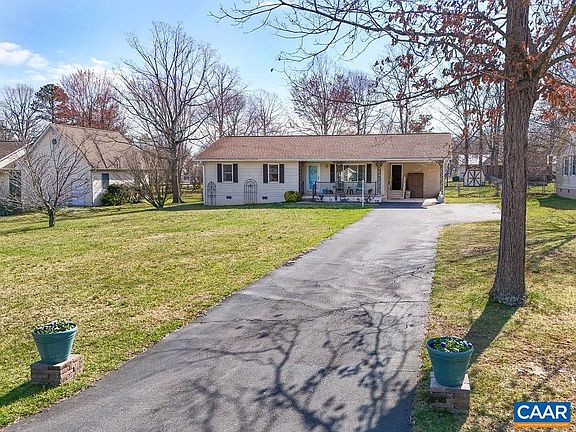 4th image of 350 Forest Springs Dr