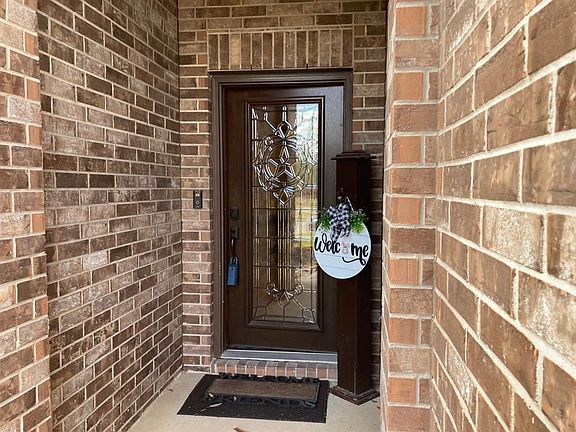 3rd image of 3006 McDonough Way