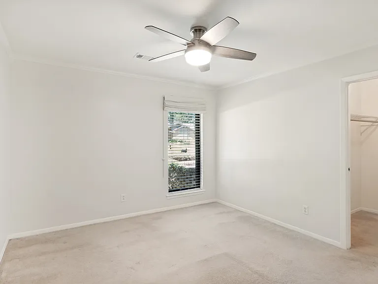 6840 Roundrock Rd — Photo 15