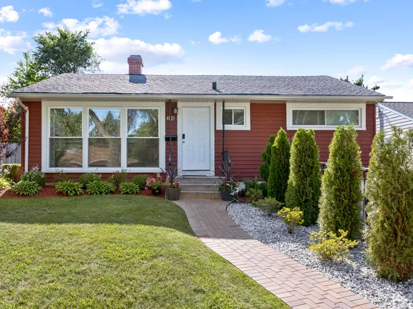 396 McClure Ave, Elgin, IL 60123