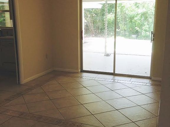4th image of 600 Jasmine Dr