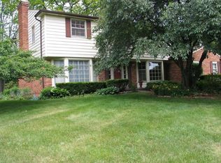 4259 Wendell Rd, West Bloomfield, MI 48323