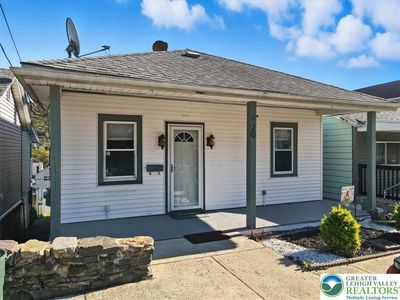 20 W Garibaldi Ave, Nesquehoning, PA, 18240