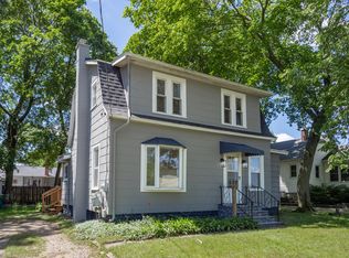 2206 Clarence Dr, Portage, MI 49002