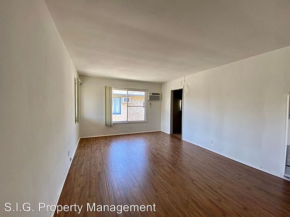 5th image of 8815 1/2 Fenwick St #6676022