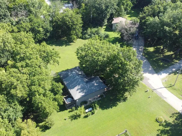 603 5th Street Dr, Hoyt, KS 66440