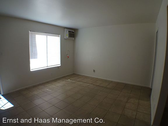 3rd image of 14423 Flallon Ave APT 02