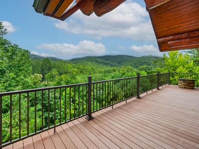 229 Morning Breeze Rd, Gatlinburg, TN, 37738