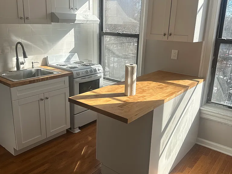 27 Wakeman Ave #3 — Photo 8