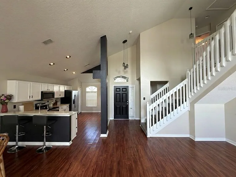 8103 Tar Hollow Dr — Photo 4