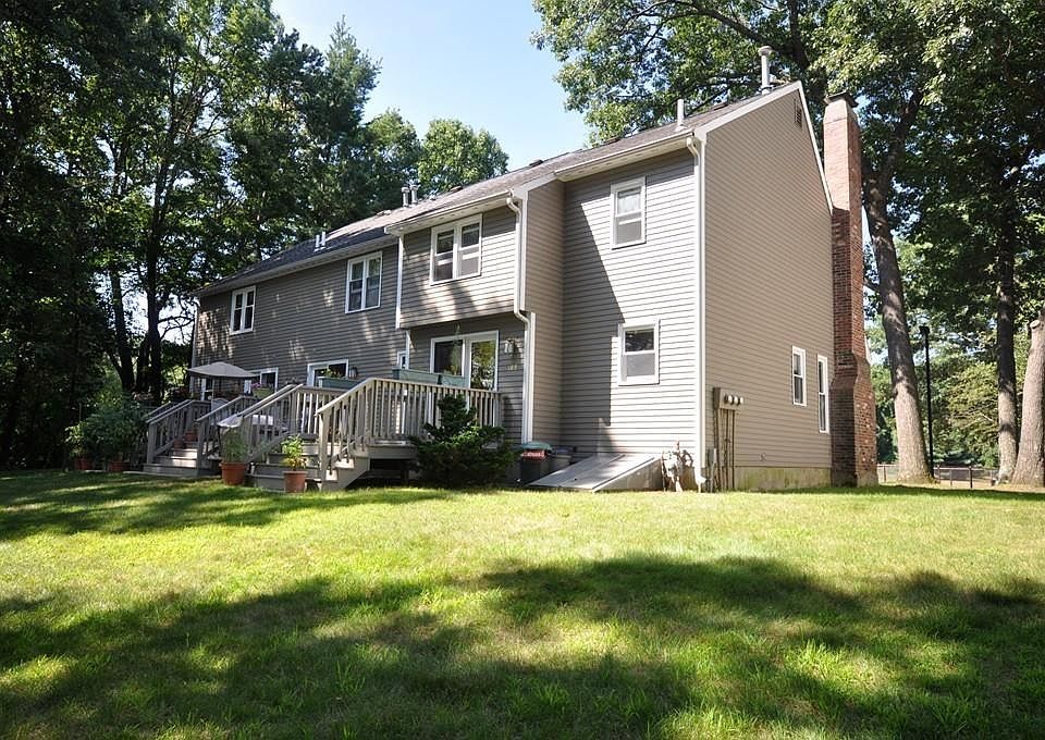 2nd image of 189 Wellman Ave