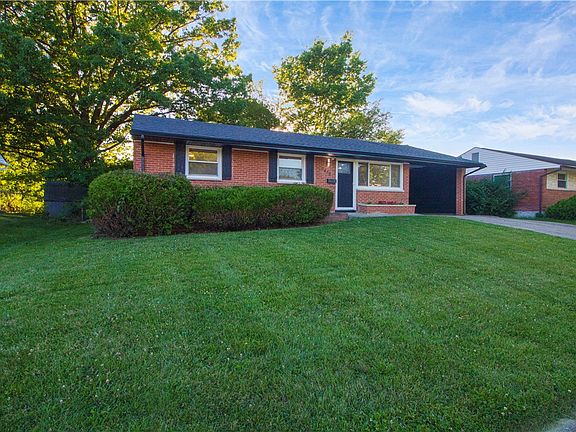 4th image of 2419 Marchmont Dr