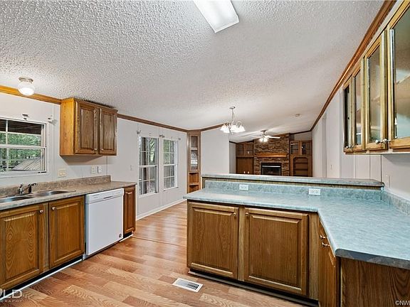 3rd image of 11075 Big Oaks Trl