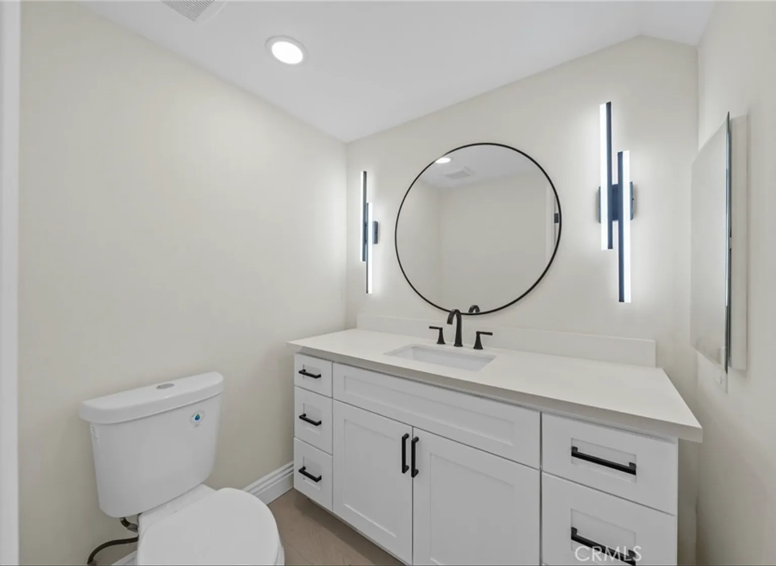 4 bed, 2441 sqft, $6,000 — Photo 2
