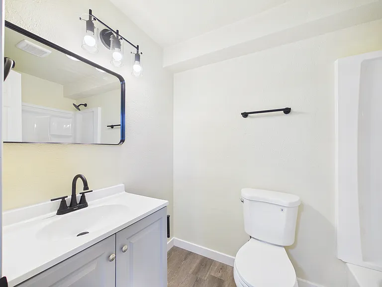 14900 Union Ave SW #2 — Photo 9