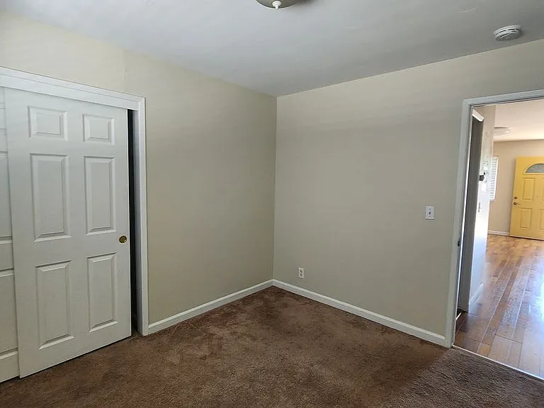 1741 Washington St — Photo 12