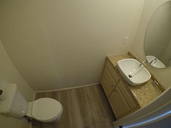 5th image of 1509 Montana Ave APT 9