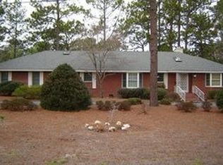 180 Longleaf Rd, Southern Pines, NC 28387