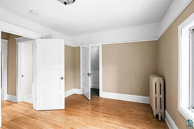 278 E 1st St — Photo 11