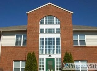 9417 Magnolia Ridge Dr UNIT 104, Louisville, KY 40291