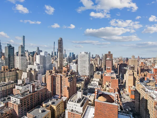 360 East 72nd Street C3504 image 1 of 20