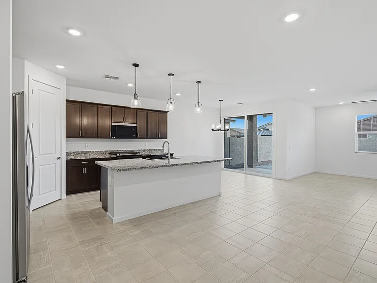 2520 E Grenache Rd — Photo 19