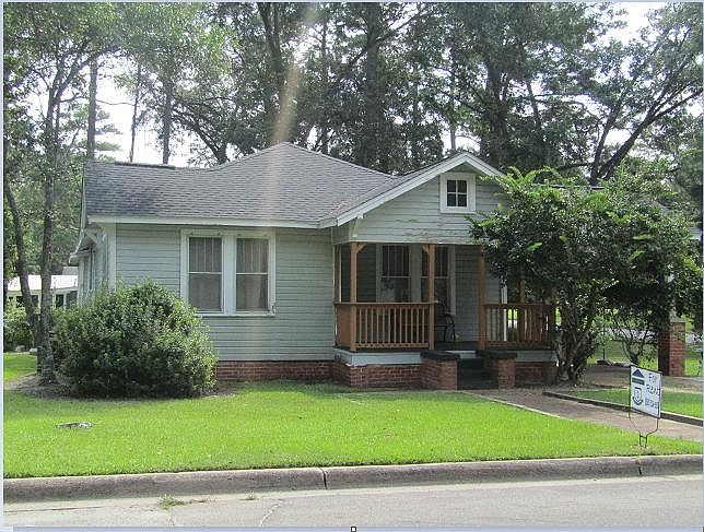 2nd image of 3016 4th St #3016A