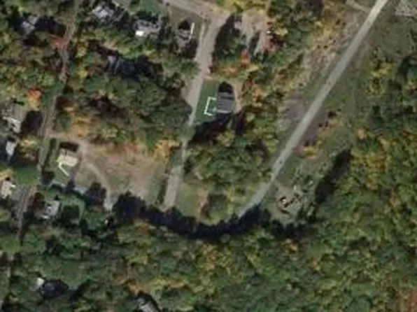 71 Eagles Nest Ter, West Milford, NJ 07480