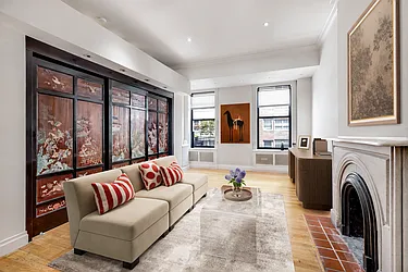 48 Gramercy Park North