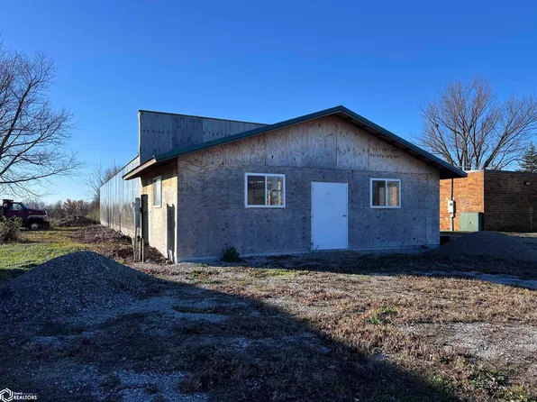 211 W Main St, Drakesville, IA 52552