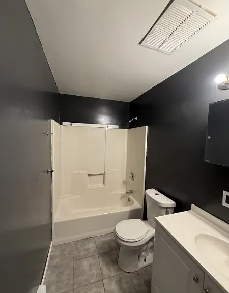 35 Liebel St #2 — Photo 13