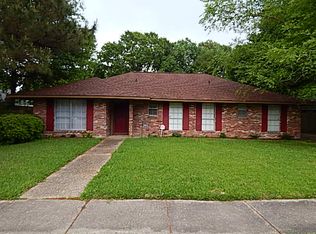 11047 Major Oak Dr, Baton Rouge, LA 70815