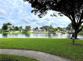 2001 NW 96th Ter #10I, Hollywood, FL 33024