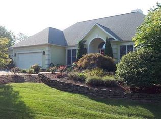 42 Cobblecreek Rd, Victor, NY 14564