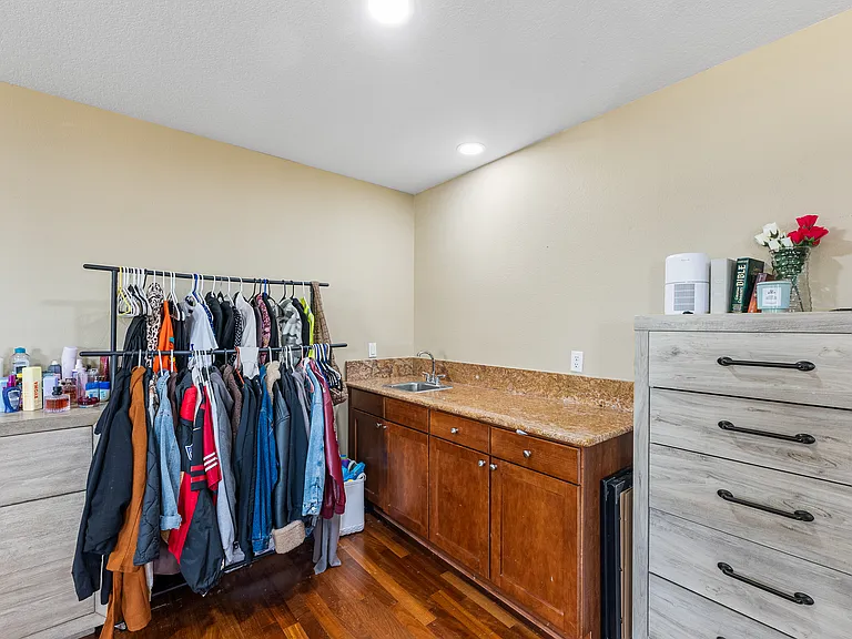 44256 Dahlia St — Photo 30