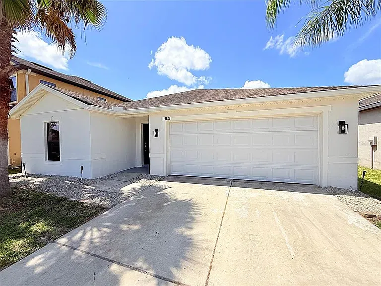 3 bed, 1536 sqft, $2,195 — Photo 2