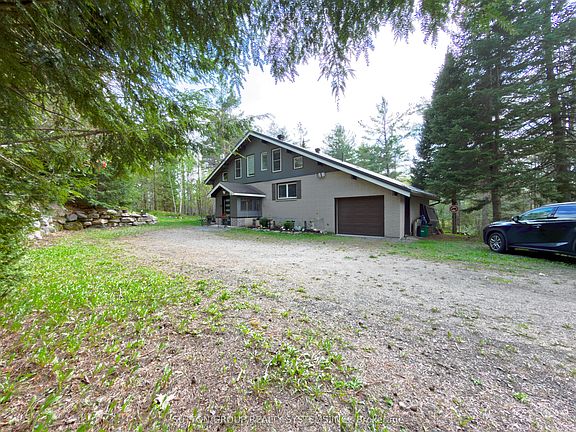 3rd image of 1018 Whites Rd