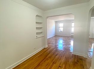 47-46 40th St #5D, Sunnyside, NY 11104