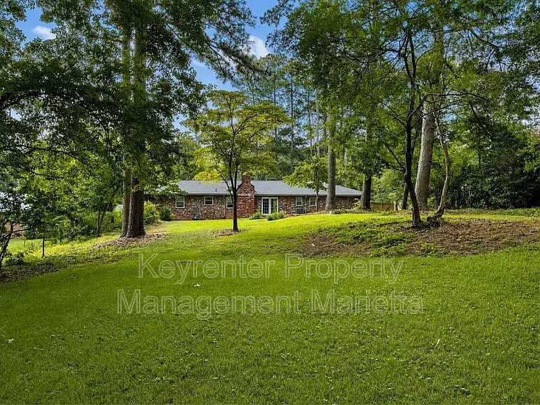 725 McBurnette Rd NE — Photo 23
