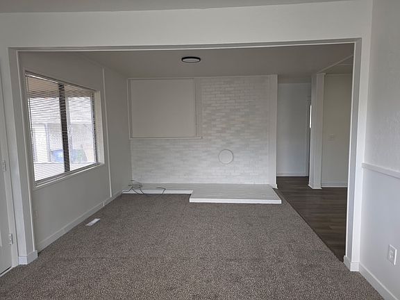 3rd image of 338 S 9th St