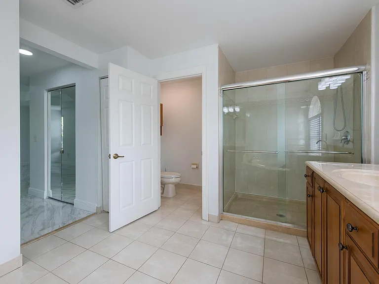 4668 SW 183rd Ave — Photo 18