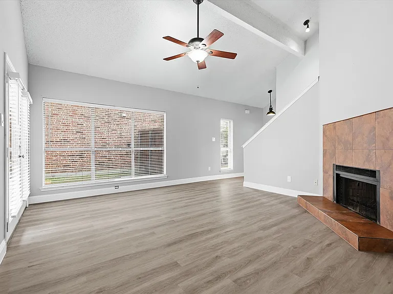 2909 Menlo Park Ln — Photo 7