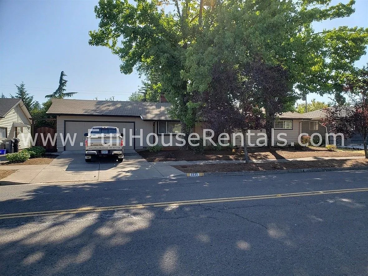 2235 Polk St photo 1