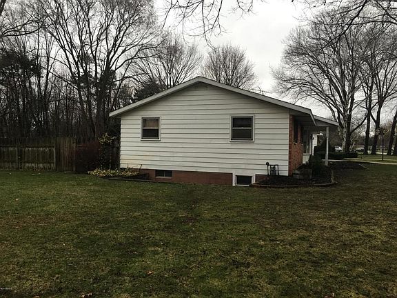 3rd image of 336 Mayfair St