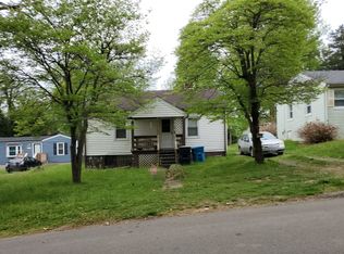 3414 Signal Hill Ave NW, Roanoke, VA 24017