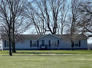 7206 Us Route 150, Oakwood, IL 61858