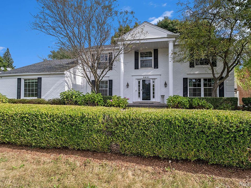 1st image of 5691 Fox Hunt Ln