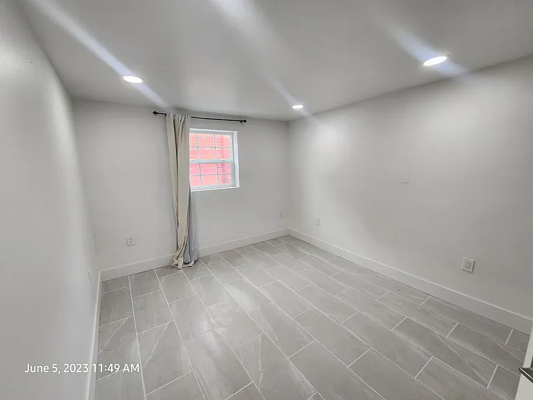 3160 Chicago St #B — Photo 7