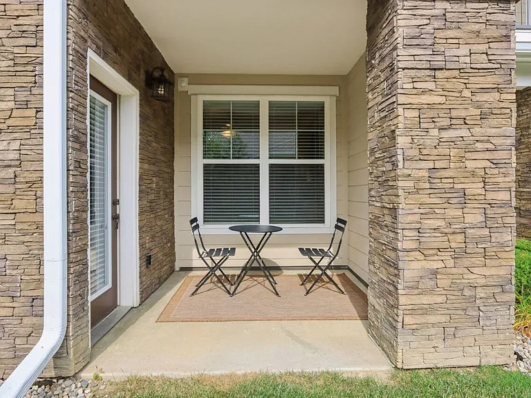 Alinium at Zionsville — Photo 38