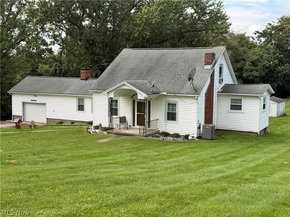 52742 Key Bellaire Rd, Bellaire, OH 43906